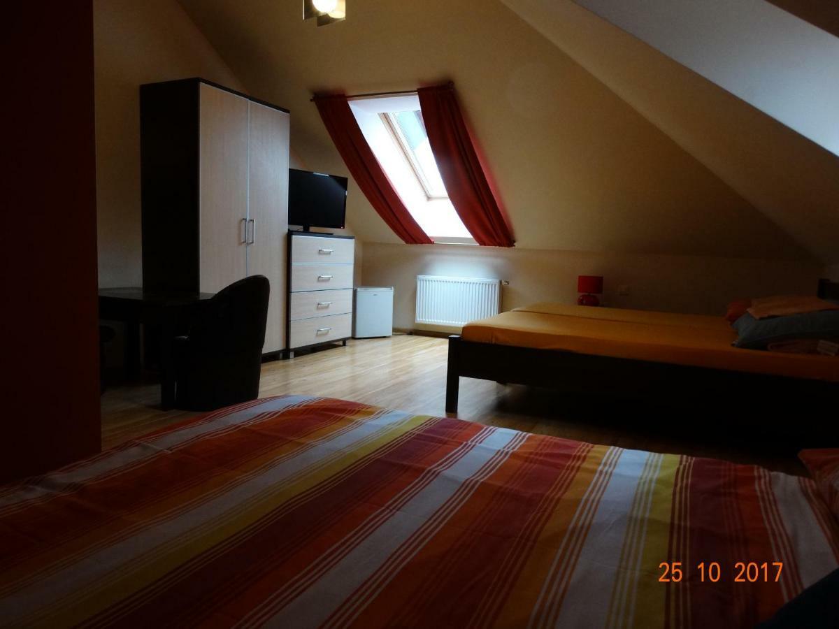 Dworek Homestay